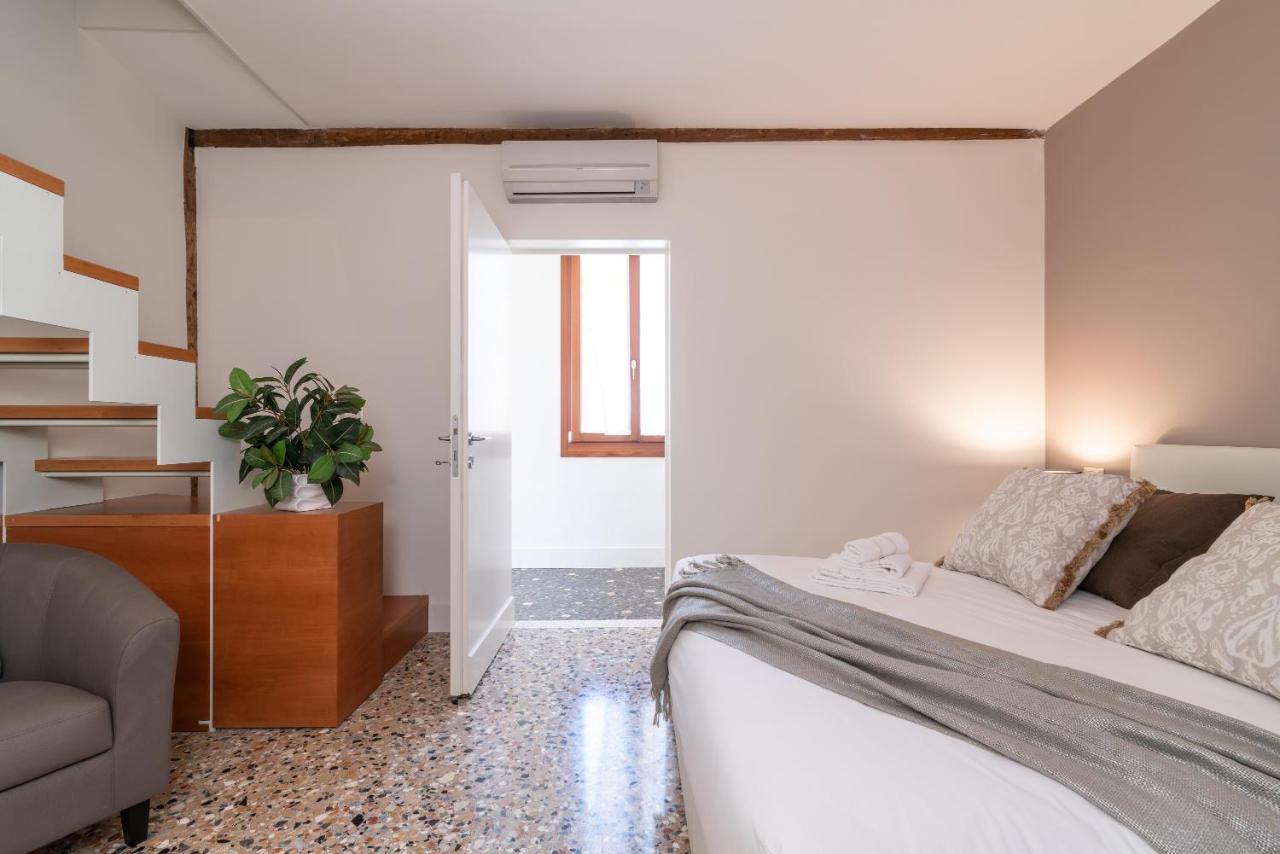 Casanova Deluxe Apartment By Wonderful Italy Veneza Exterior foto