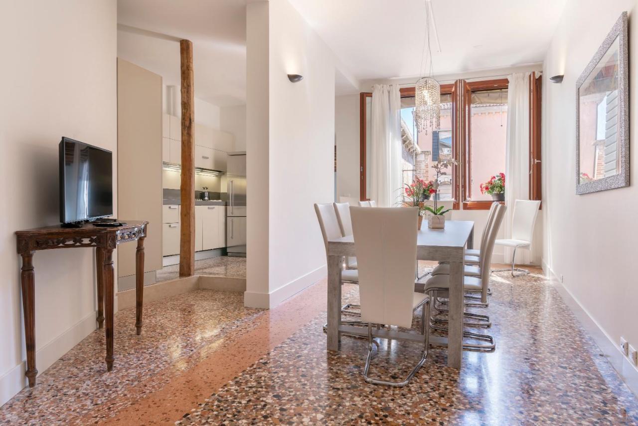 Casanova Deluxe Apartment By Wonderful Italy Veneza Exterior foto
